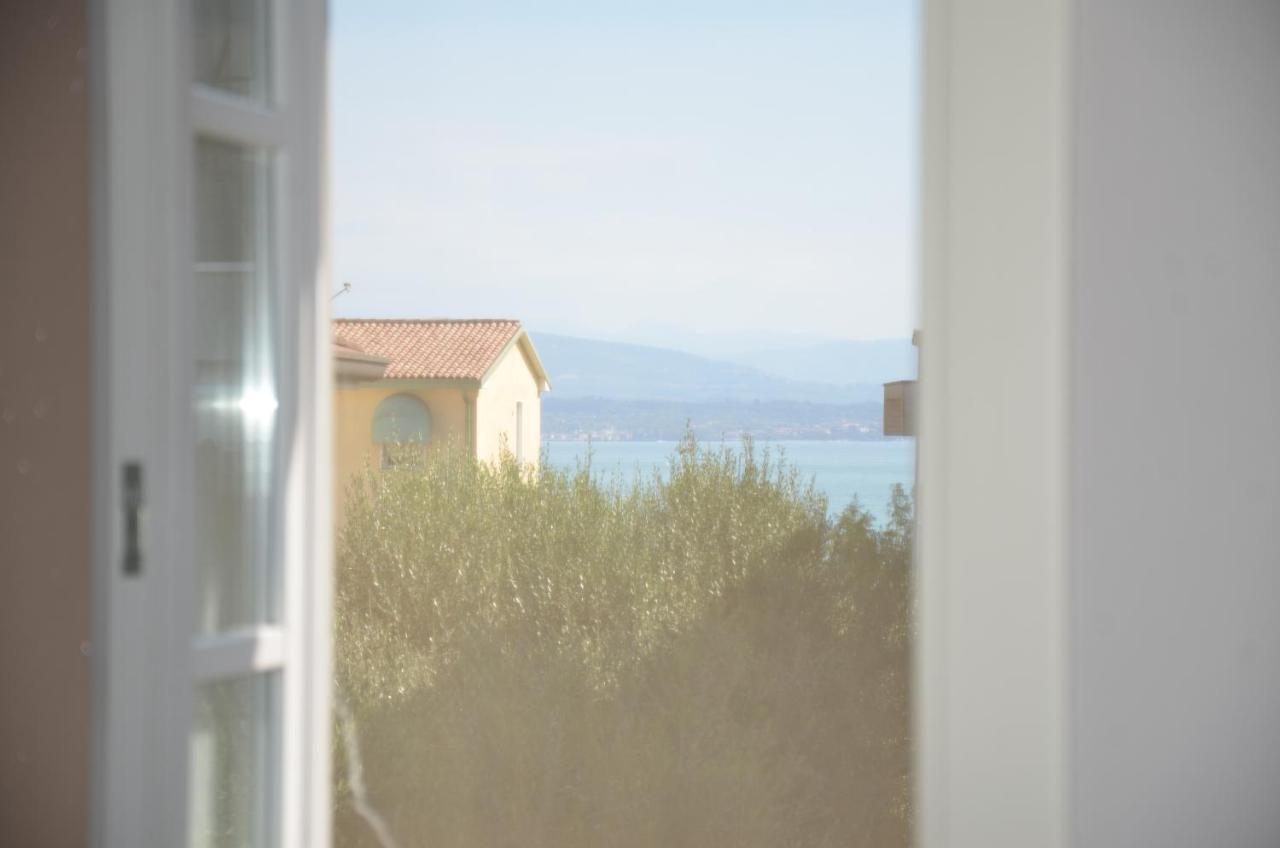 H2O Bed and Breakfast Sirmione Buitenkant foto