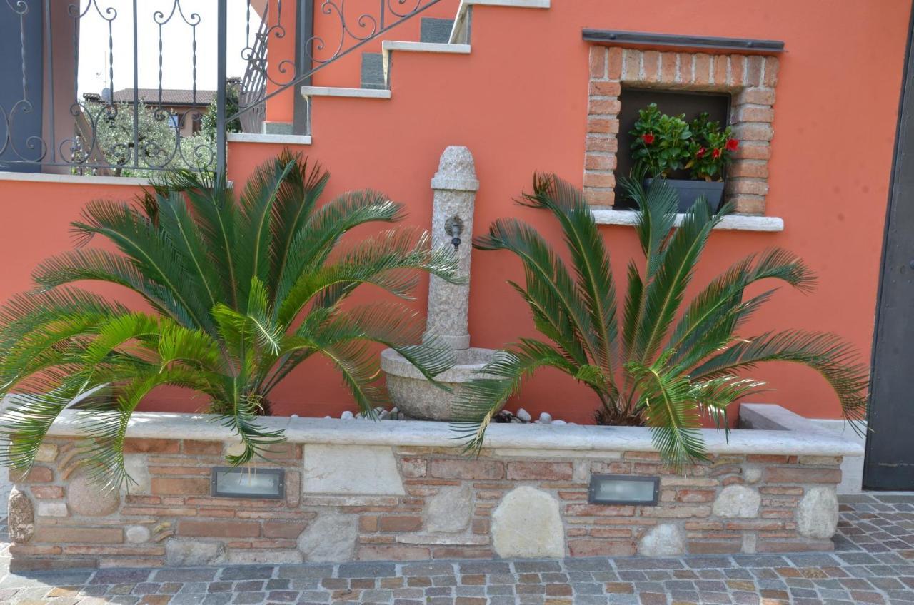 H2O Bed and Breakfast Sirmione Buitenkant foto