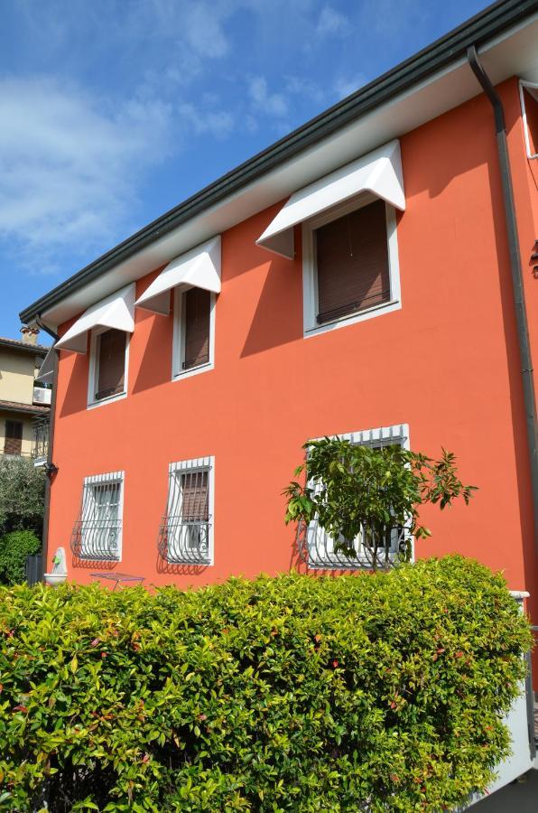 H2O Bed and Breakfast Sirmione Buitenkant foto