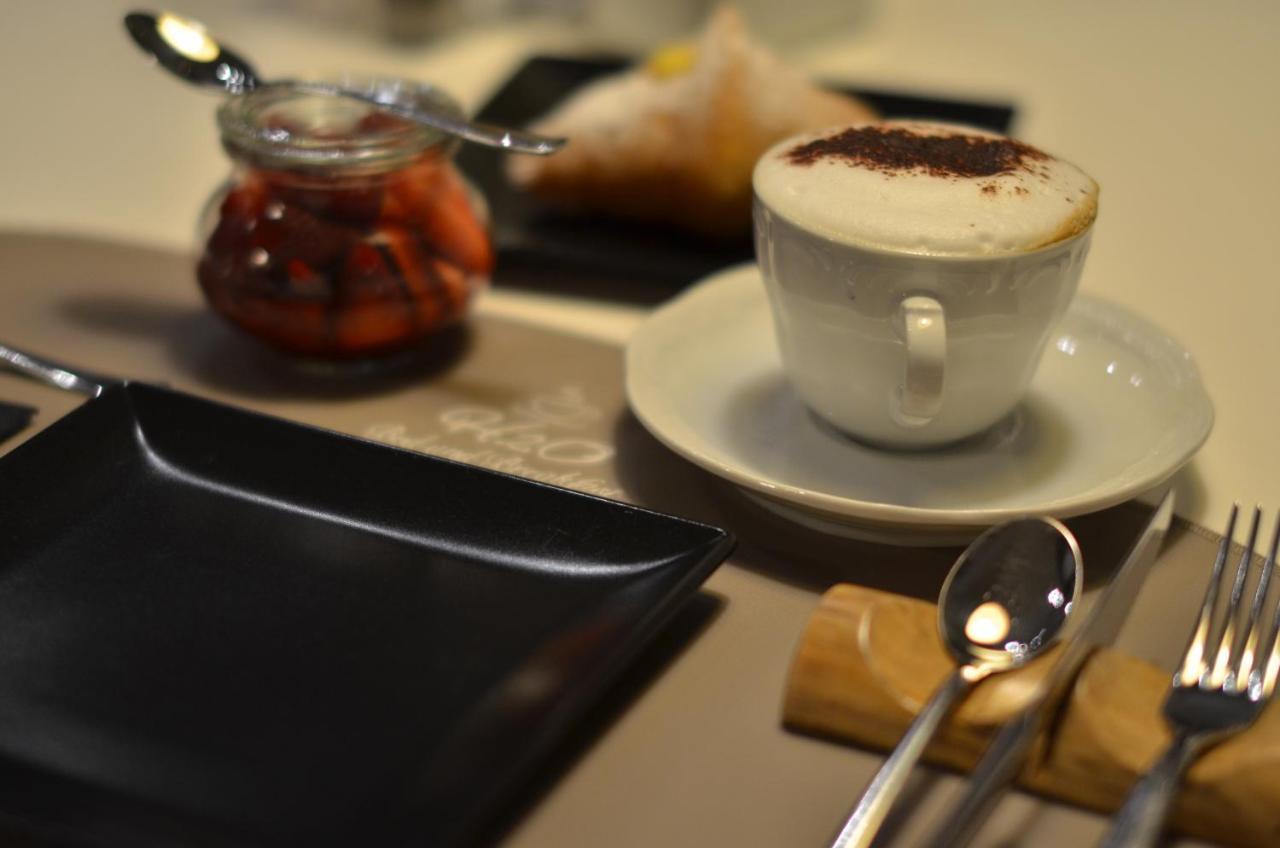 H2O Bed and Breakfast Sirmione Buitenkant foto