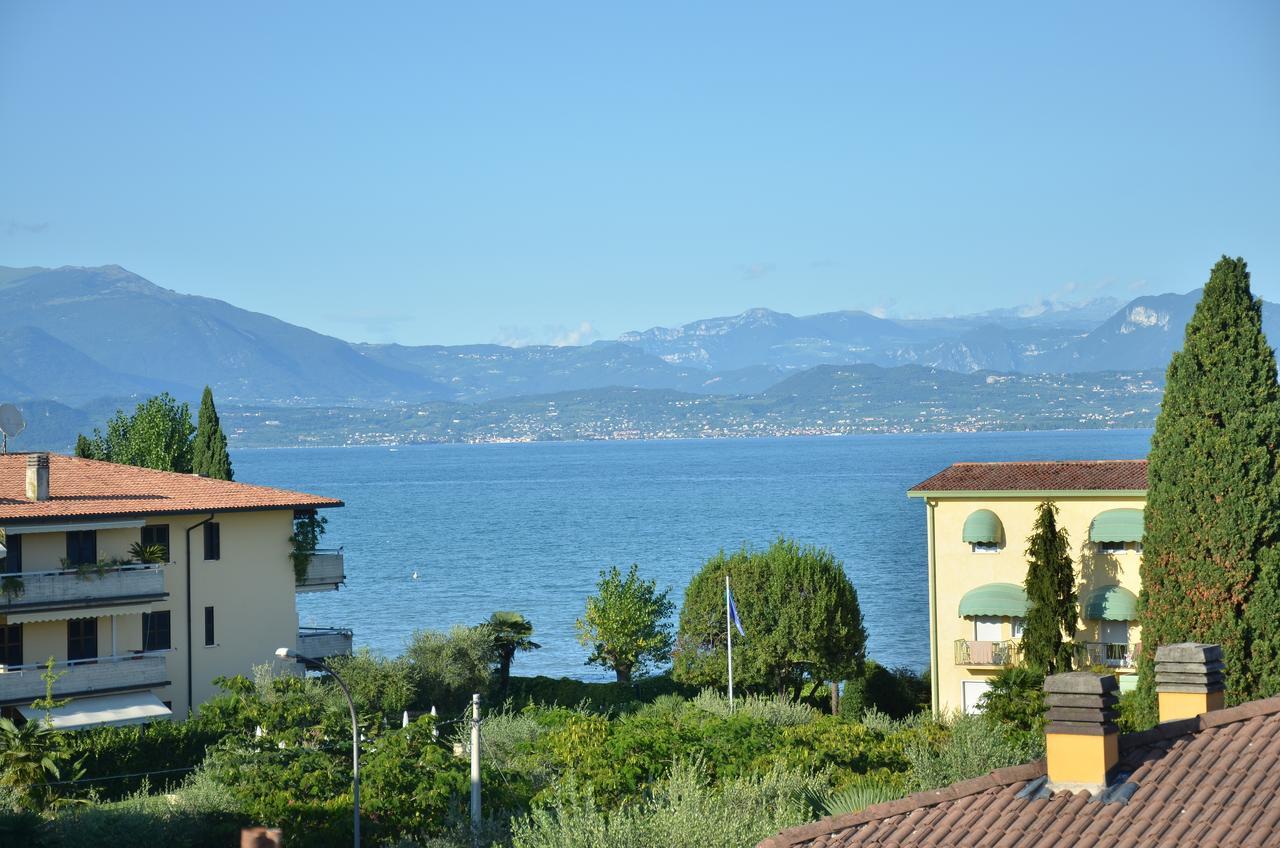 H2O Bed and Breakfast Sirmione Buitenkant foto