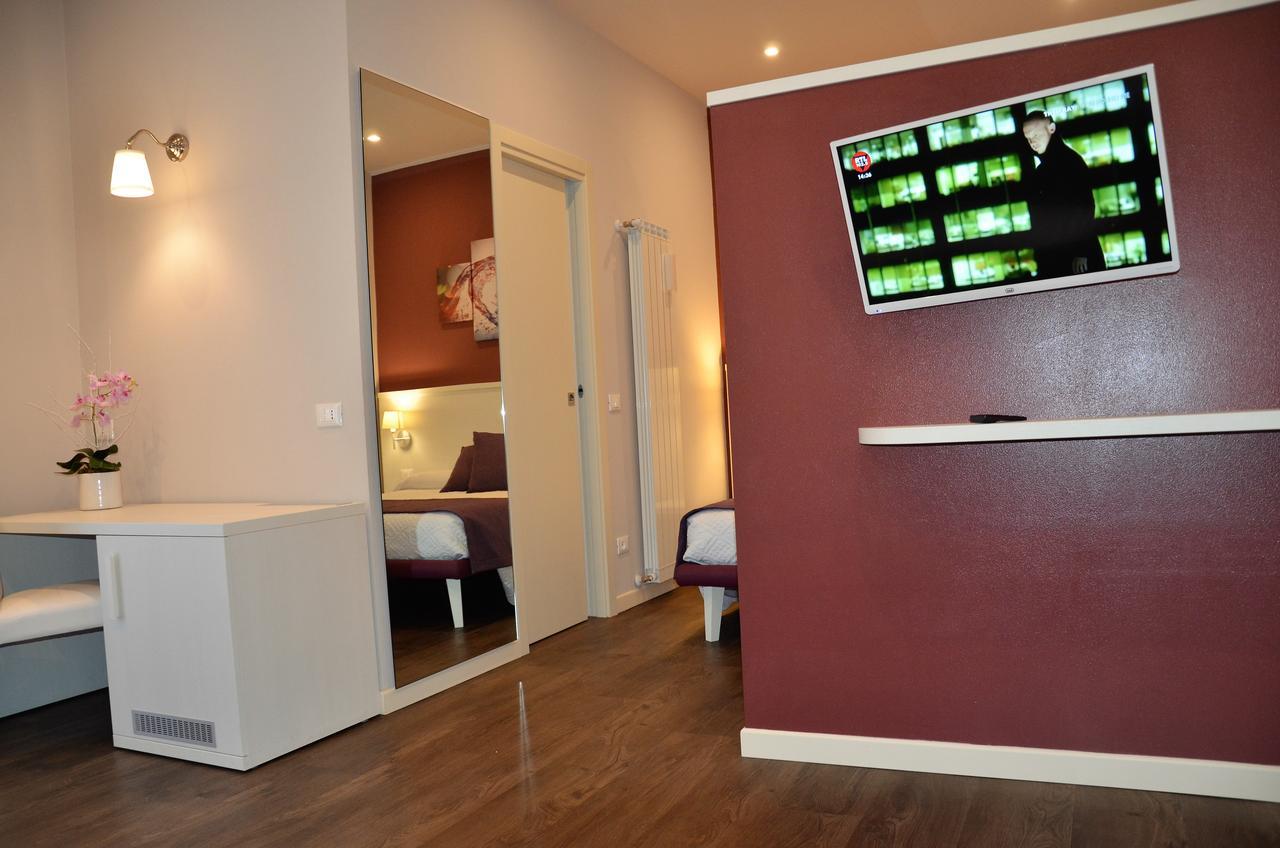 H2O Bed and Breakfast Sirmione Buitenkant foto